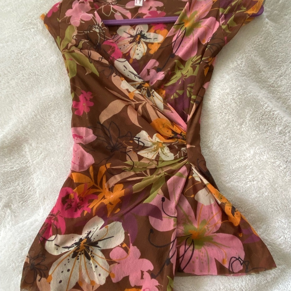 Vintage Mesh T with nice drape and stretch. Dress up or down.
